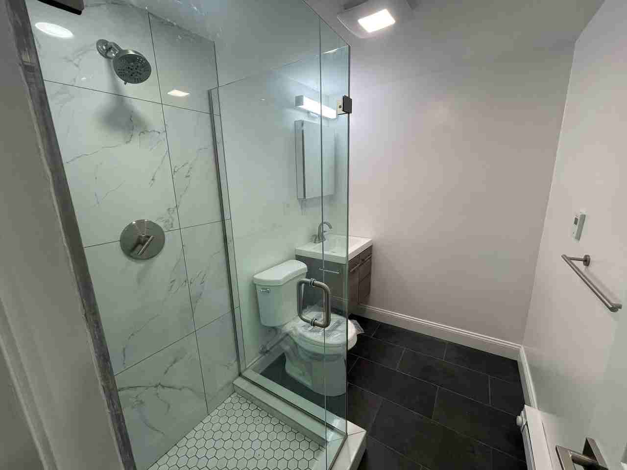 320 Hammond Pond Pkwy - Photo 3 of 13