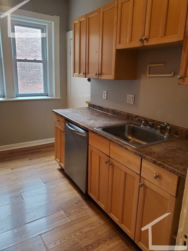 14 Glenville Ave - Photo 2 of 20