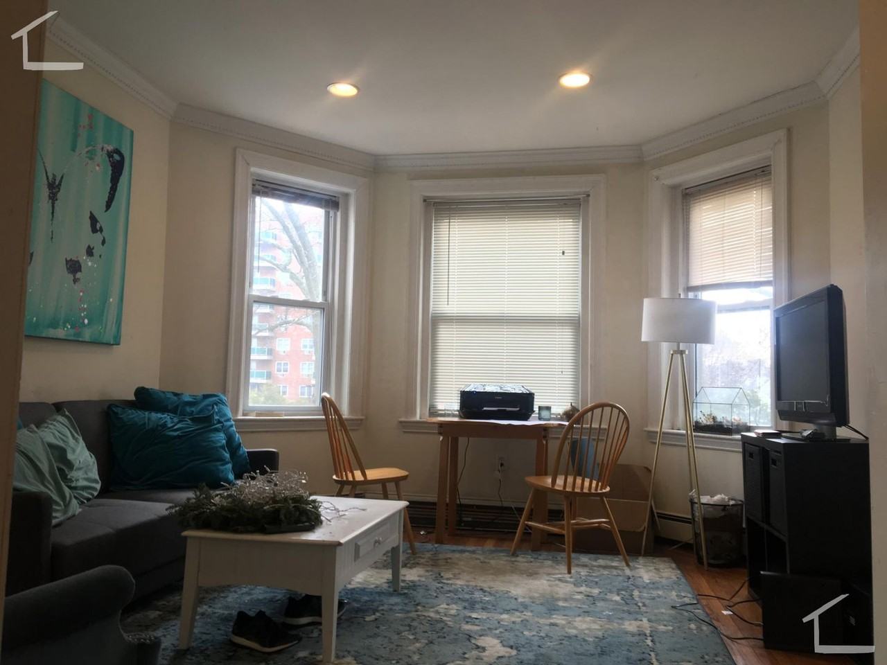 73 Thatcher St Apt 301e - Photo 5 of 22