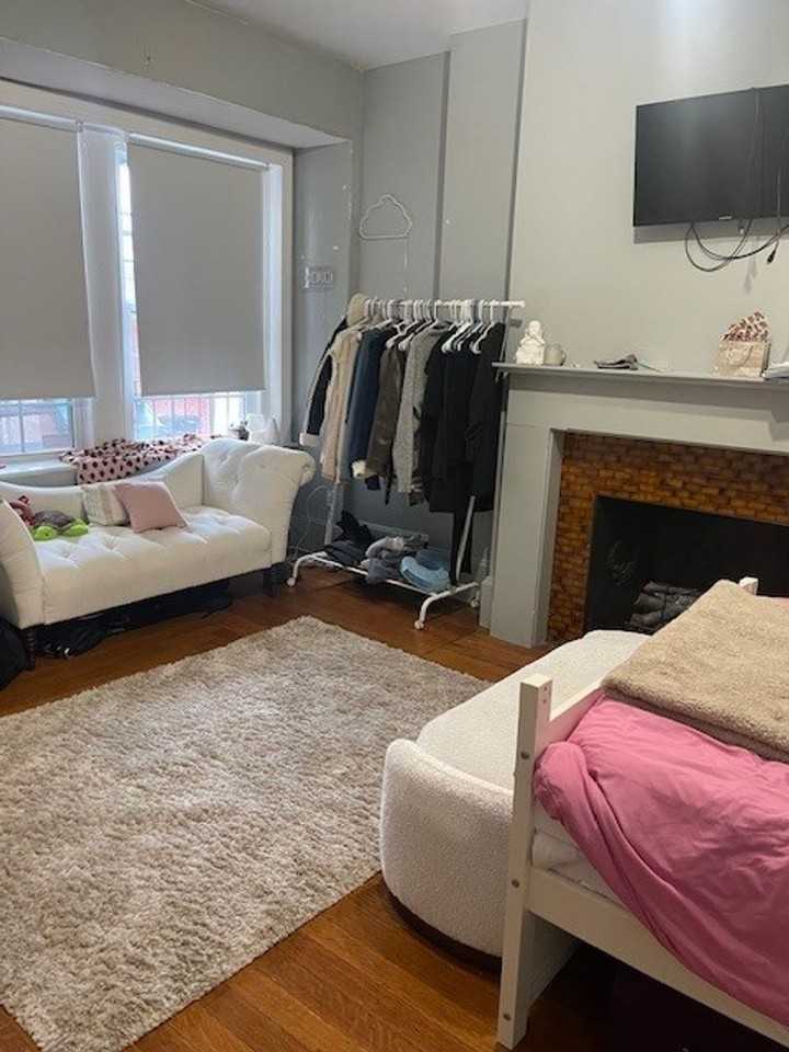 174 Naples Rd - Photo 7 of 16