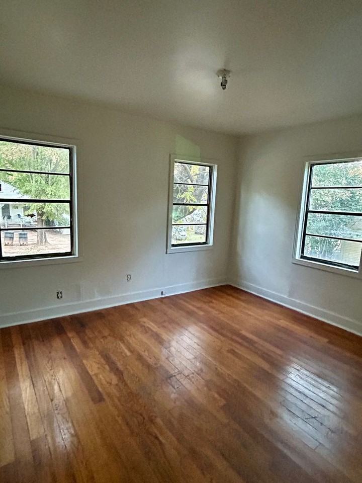 2931 Poland Street - Photo 5 of 5