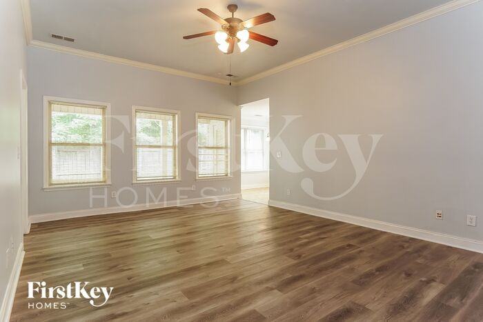 125 Stonebriar Dr - Photo 2 of 16