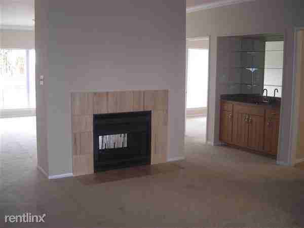 1300 Marina Bay Dr #1545