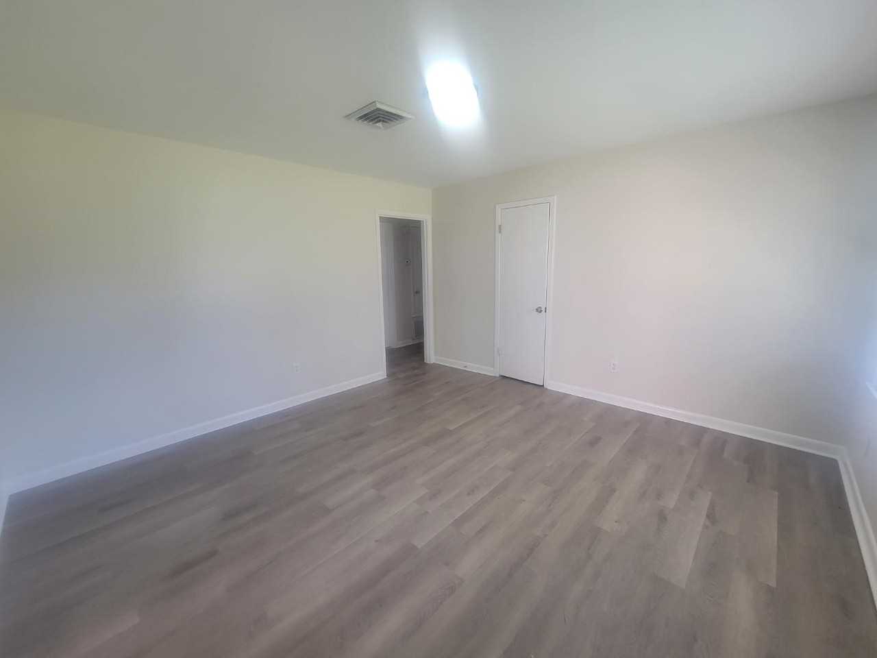 4219 Kenny St - Photo 3 of 7