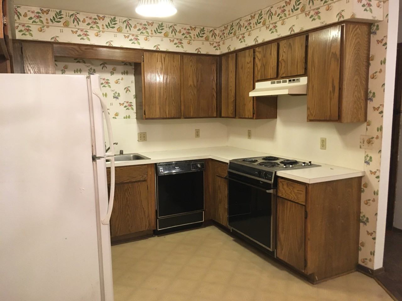 1309 Southridge Ct #1309 - Photo 2 of 5