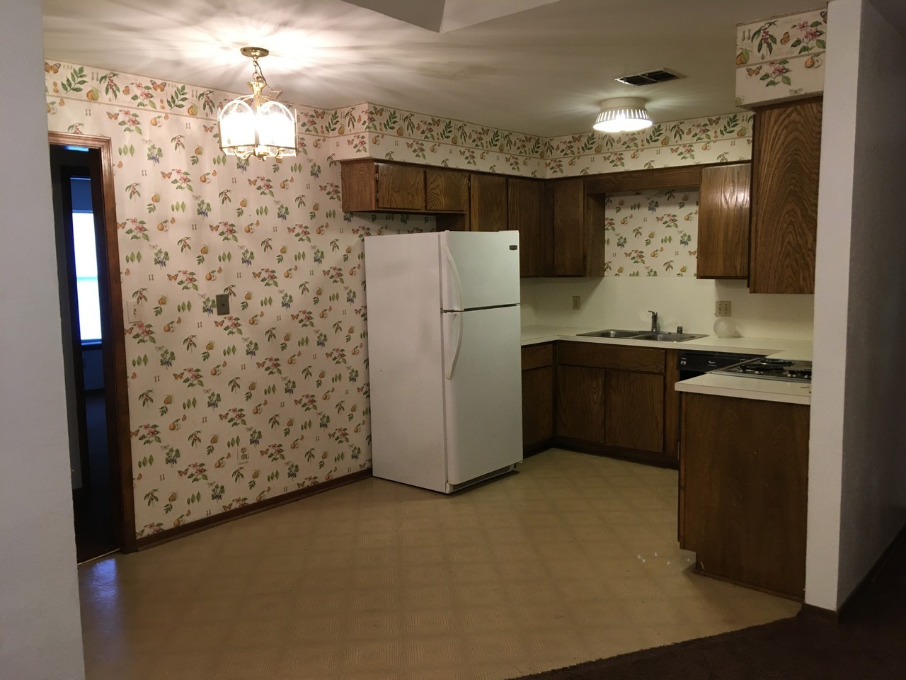 1309 Southridge Ct #1309 - Photo 4 of 5