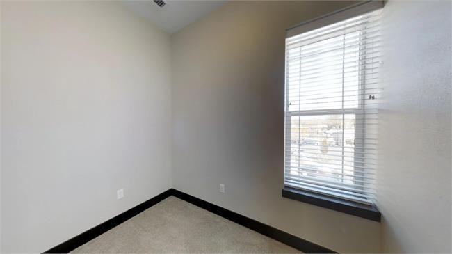 464 Main St #C - Photo 5 of 10