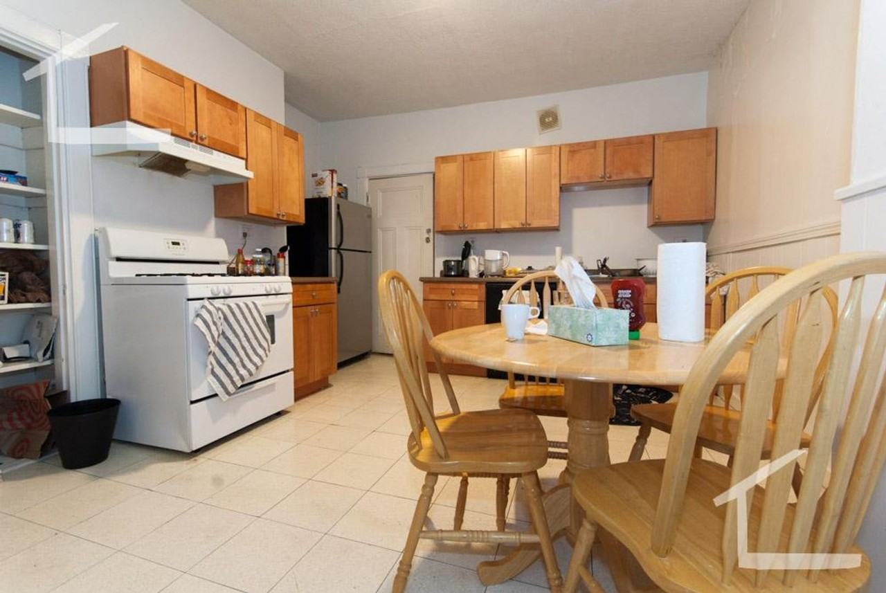 12 Ashford St - Photo 2 of 7