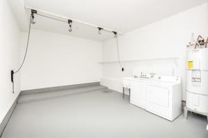 featured image of 1811 S River Dr