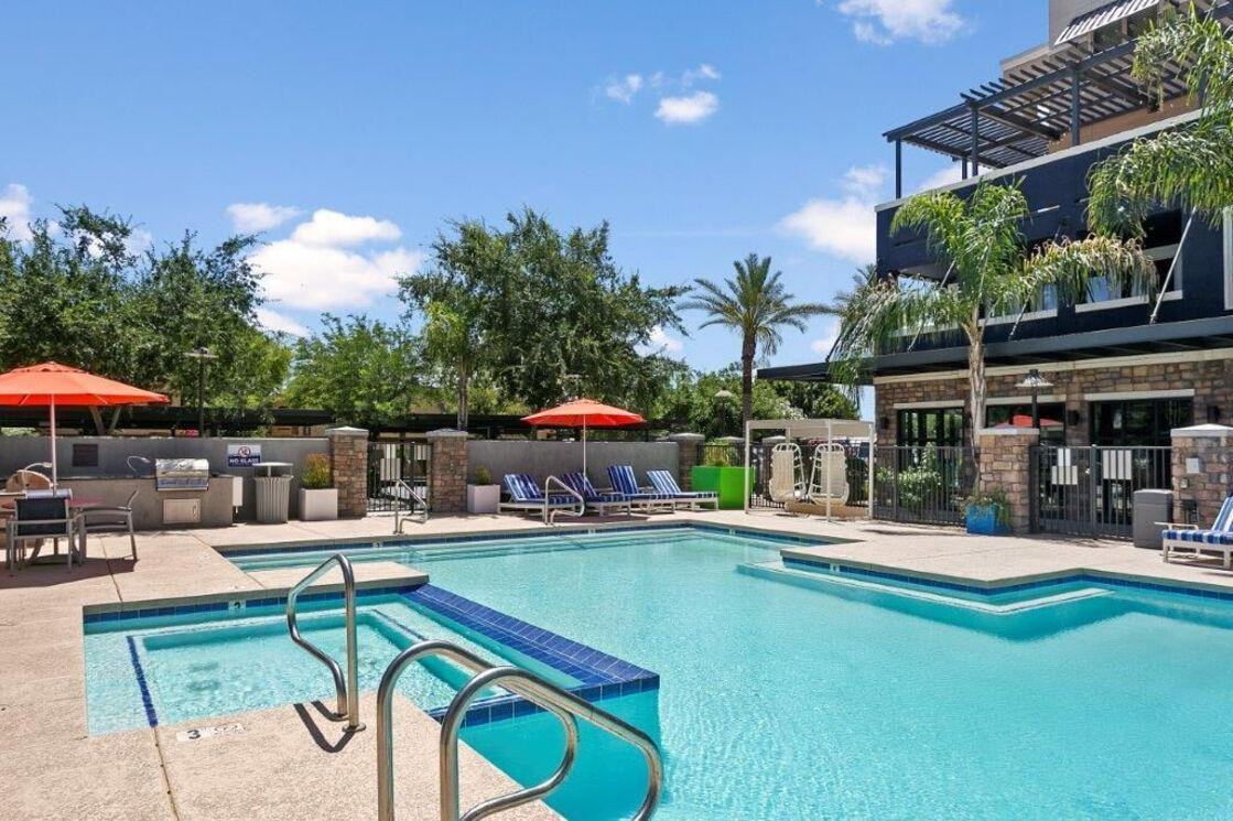 8444 E Indian School Rd - Photo 4 of 27