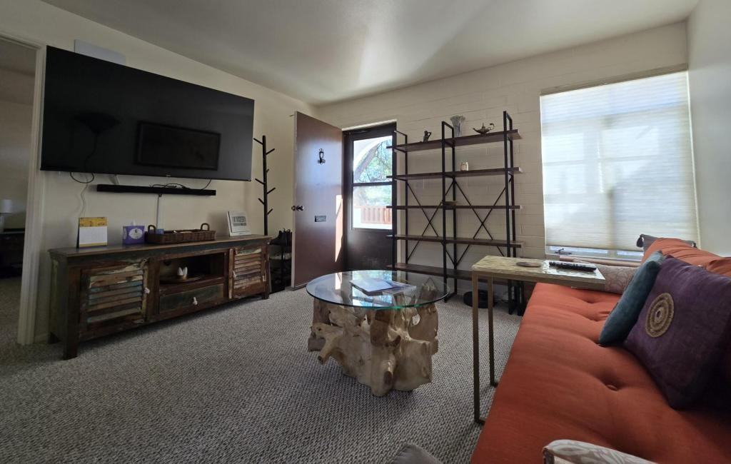 444 S Paseo Pena - Photo 4 of 16