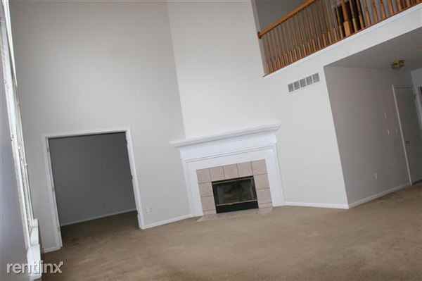 14742 Brookside Dr - Photo 2 of 5