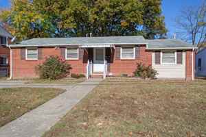 featured image of 1409 Seward Dr