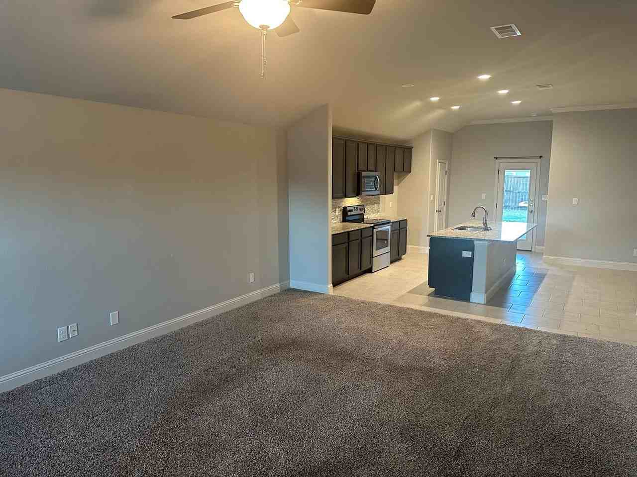 3501 Ballam St - Photo 5 of 25