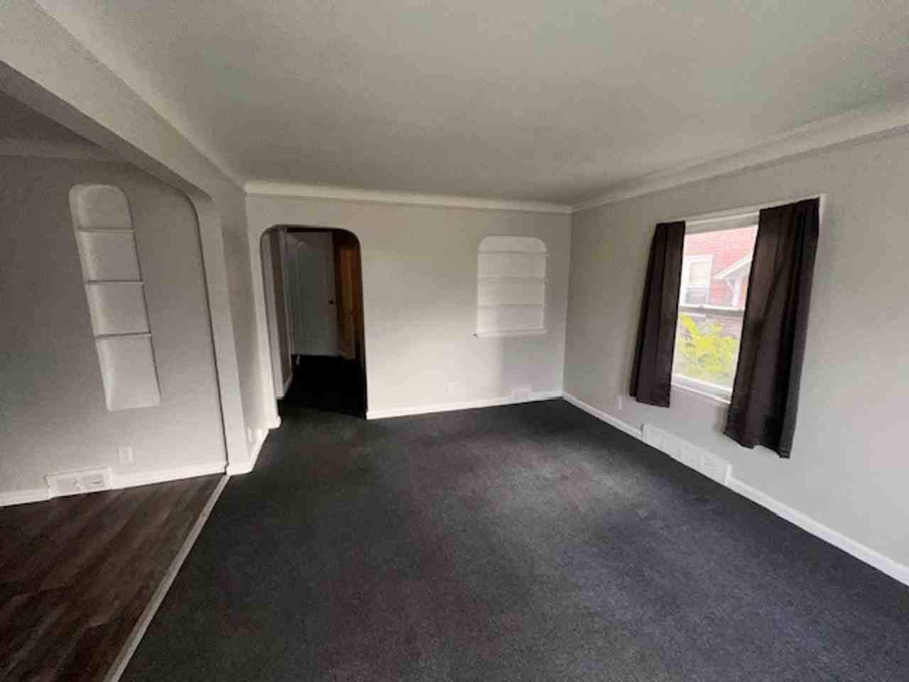 10870 Marne St - Photo 3 of 16