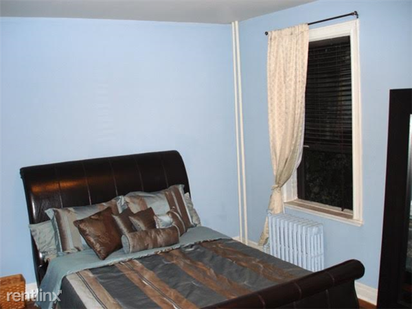 260 Harrison Ave - Photo 3 of 19