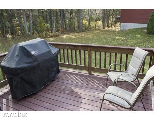 10 Village Way #D - Photo 3 of 9