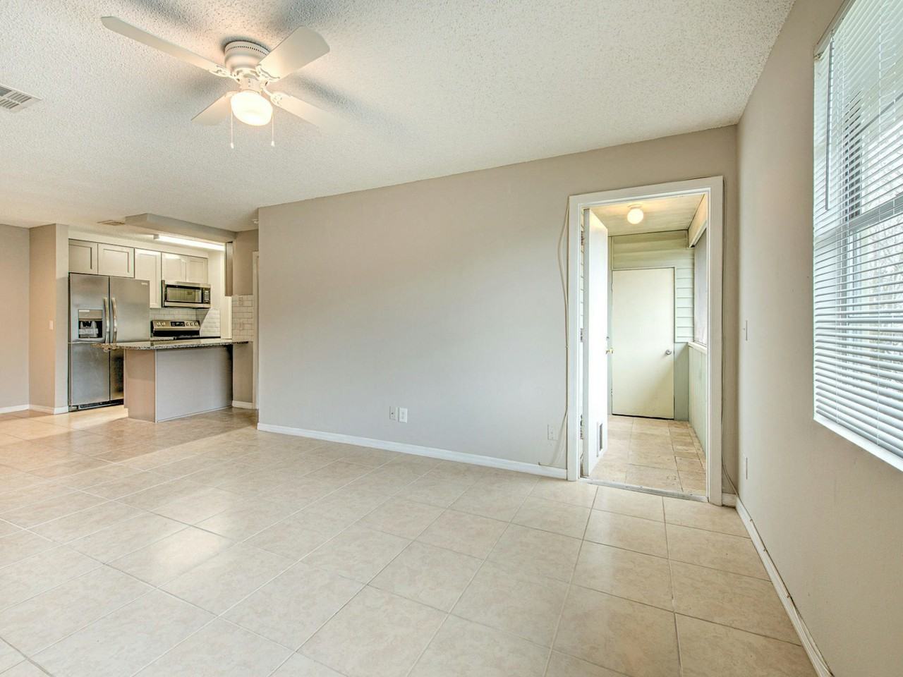 608 Golden Raintree Place - Photo 7 of 26