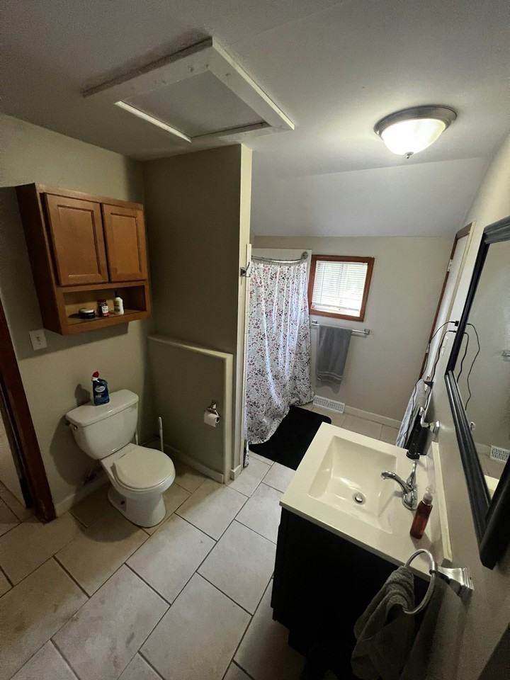 101 North Berrien Street, Unit 3 - Photo 2 of 6