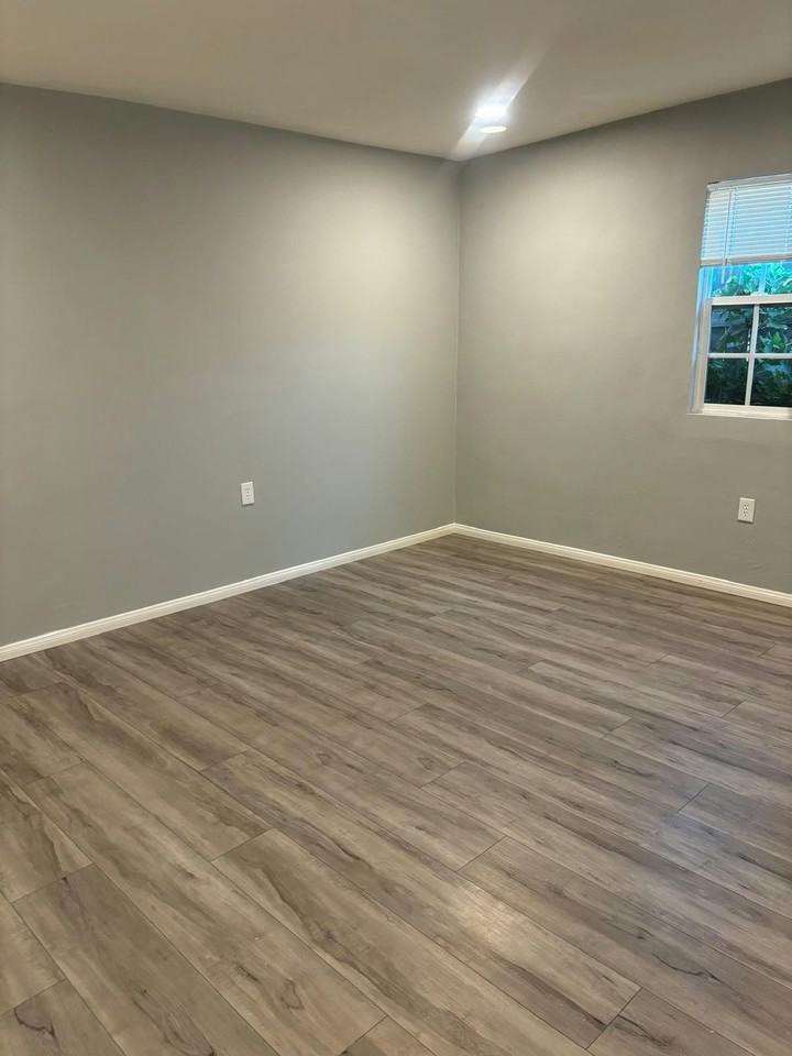 3721 Byron Street, Unit 3727 - Photo 7 of 13