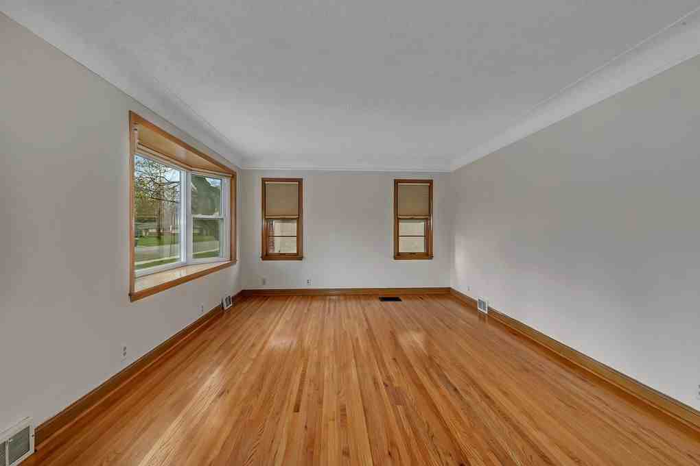 3028 Stinson Blvd #NA - Photo 2 of 34