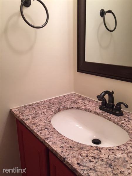 301 Timber Ln - Photo 2 of 5