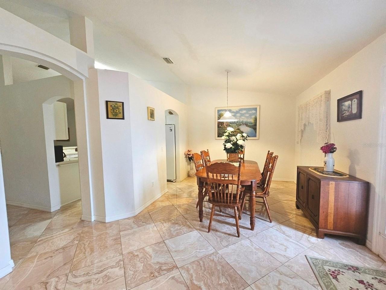 6161 Coliseum Blvd - Photo 6 of 50