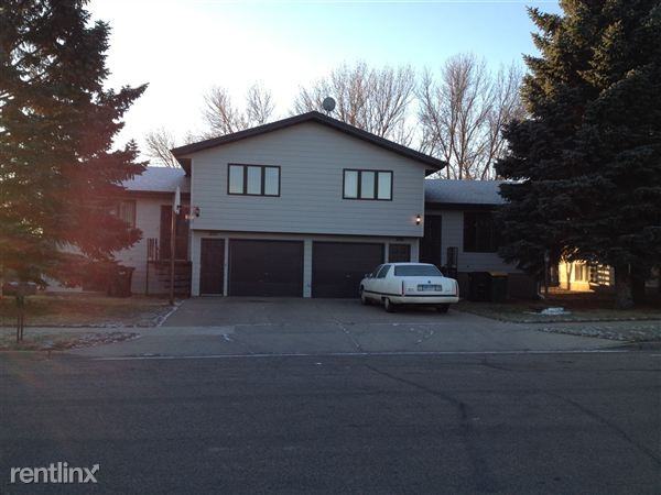 207 Independence Ave Apartments in Bismarck, ND 58503 Zumper