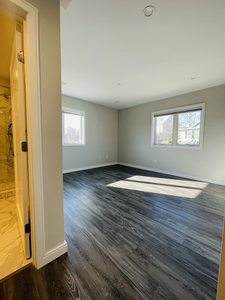 345 Pleasant St #9 - Photo 7 of 14