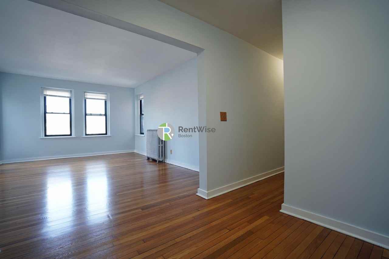 1400 Commonwealth Ave #15 - Photo 2 of 26