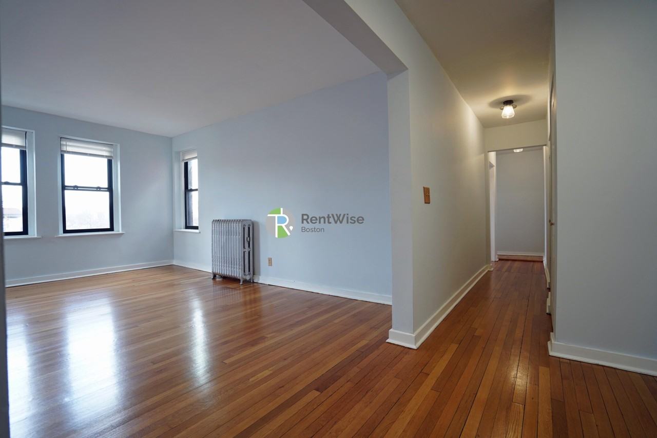 1400 Commonwealth Ave #15 - Photo 3 of 26