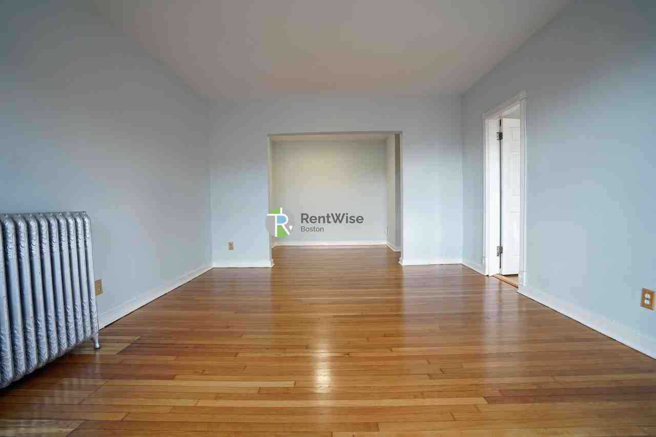 1400 Commonwealth Ave #15 - Photo 5 of 26
