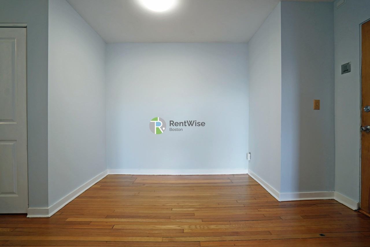 1400 Commonwealth Ave #15 - Photo 6 of 26