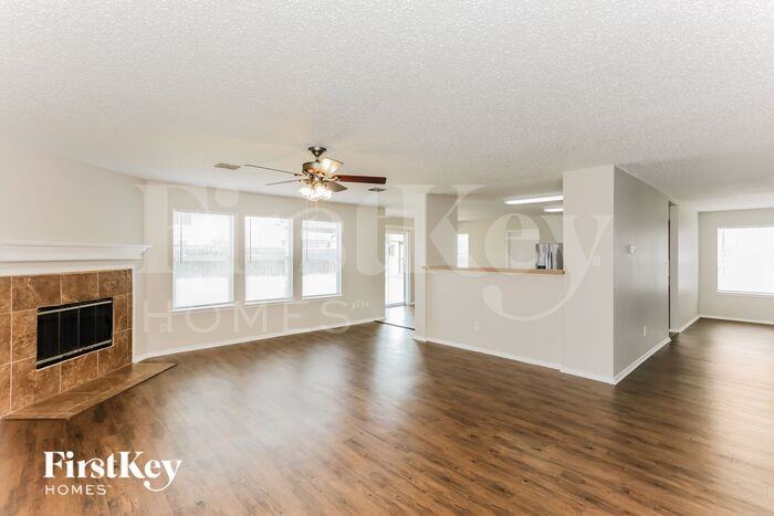 7127 Lake Hawkins Dr - Photo 3 of 16