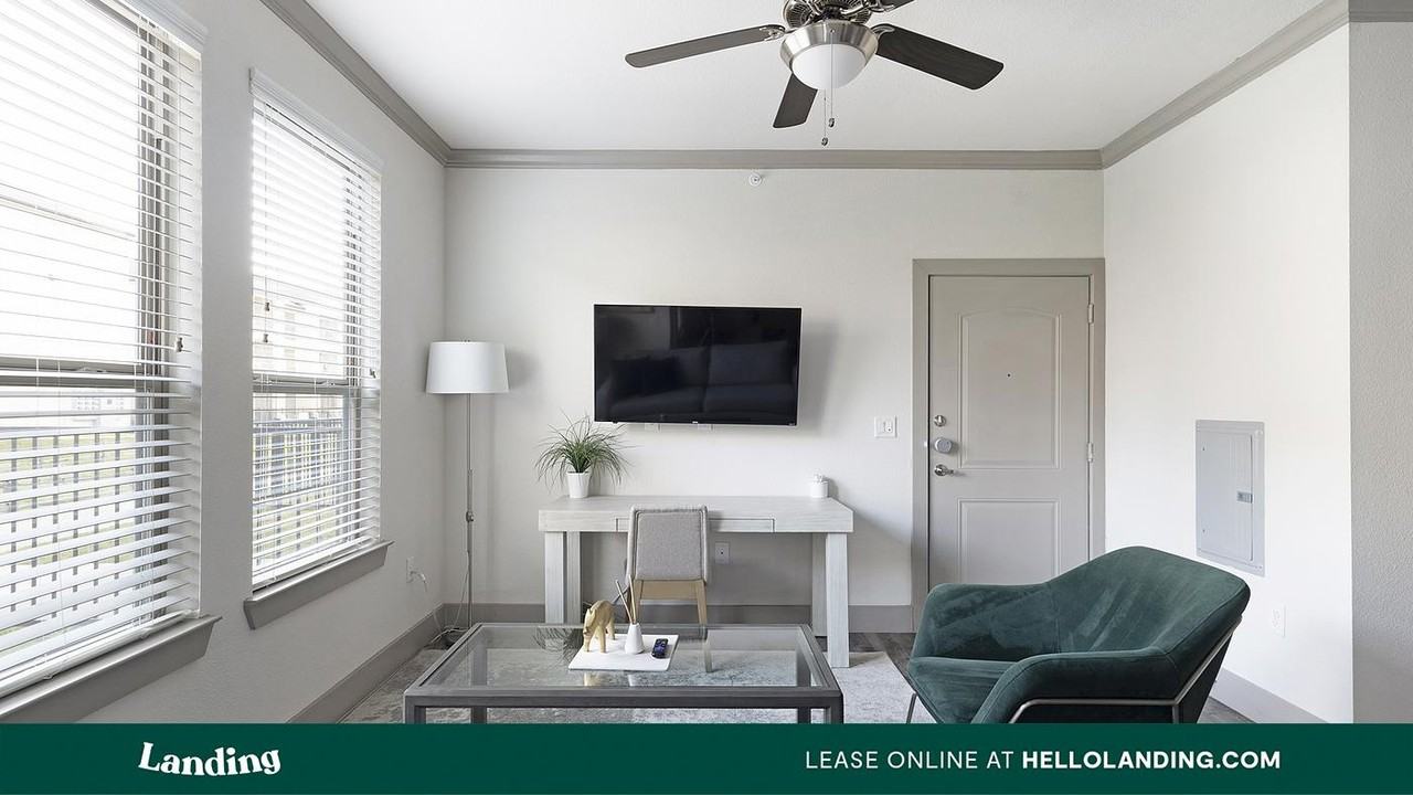 12500 Shadowglen Trace - Photo 7 of 50