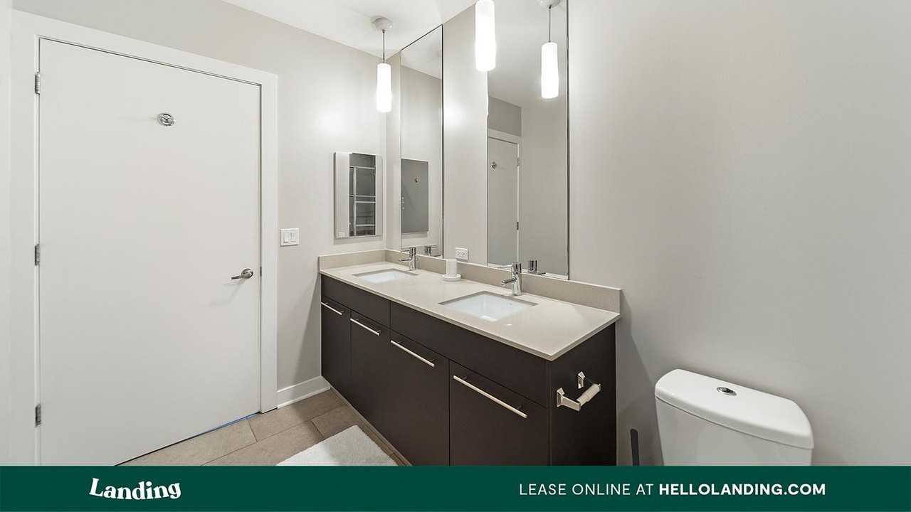 1222 W Madison St - Photo 7 of 50