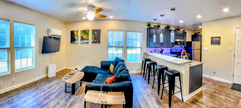 1335 Jewett St #2 - Photo 5 of 30