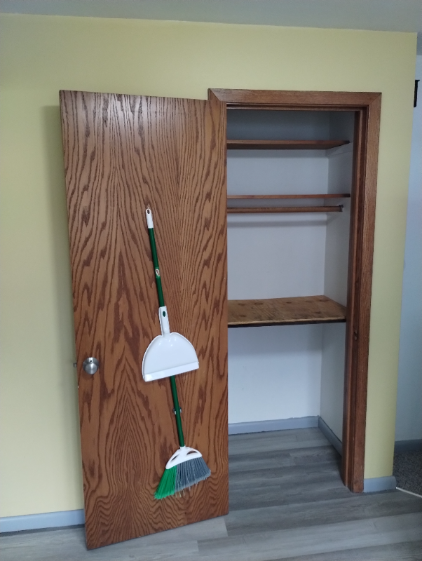 320 4th St Se #2 - Photo 6 of 19