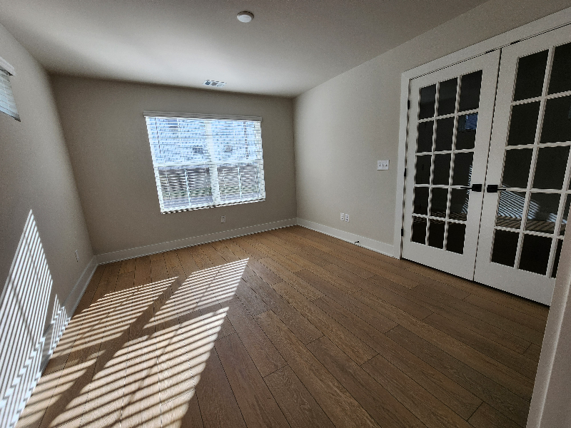 4102 Indiana Ave - Photo 2 of 20