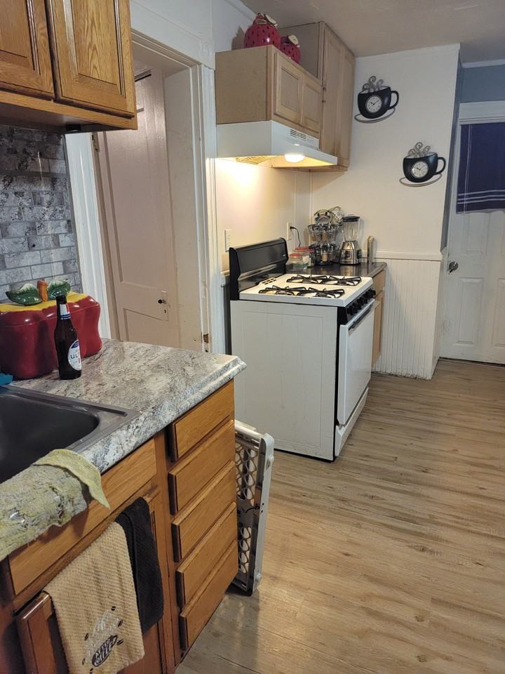 119 Townsend St #1 - Photo 7 of 15