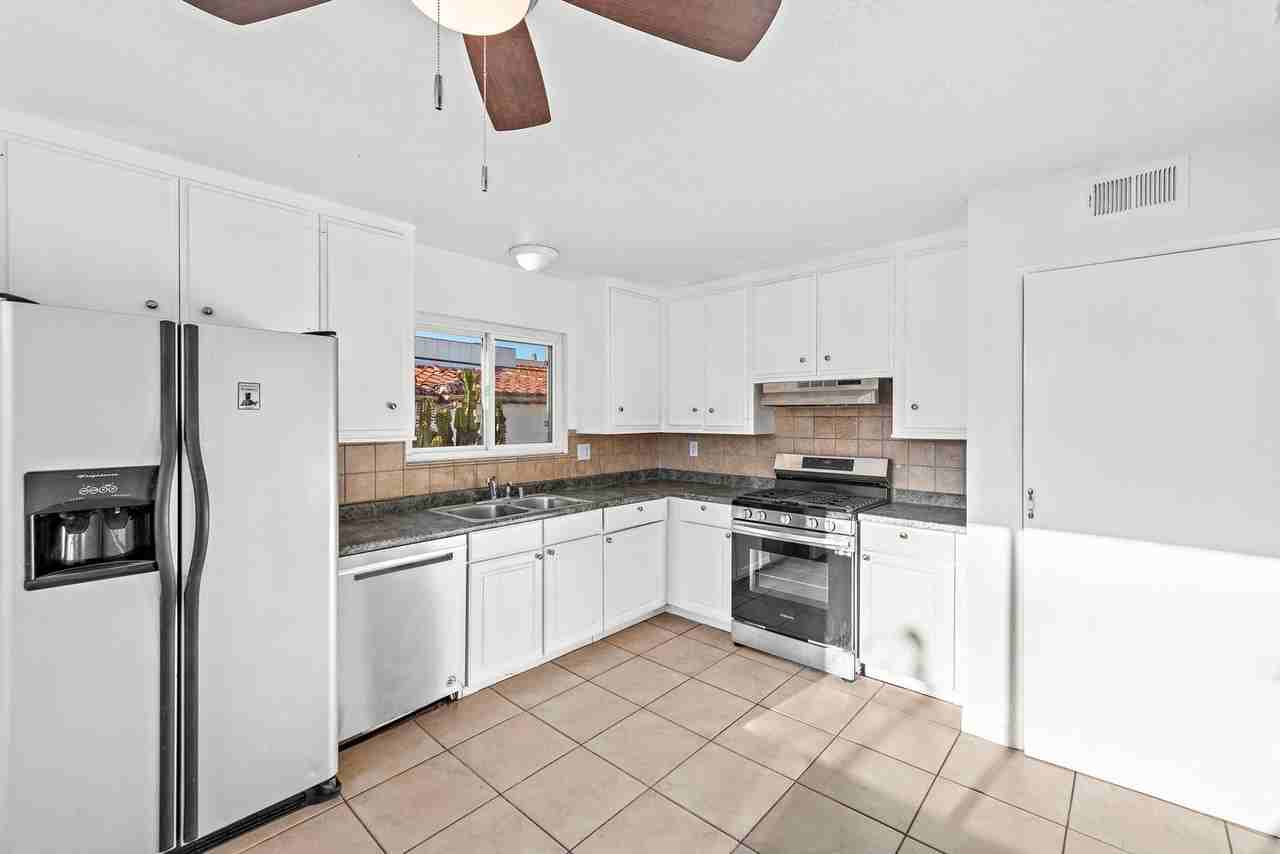 230 Avenida Victoria - Photo 5 of 12