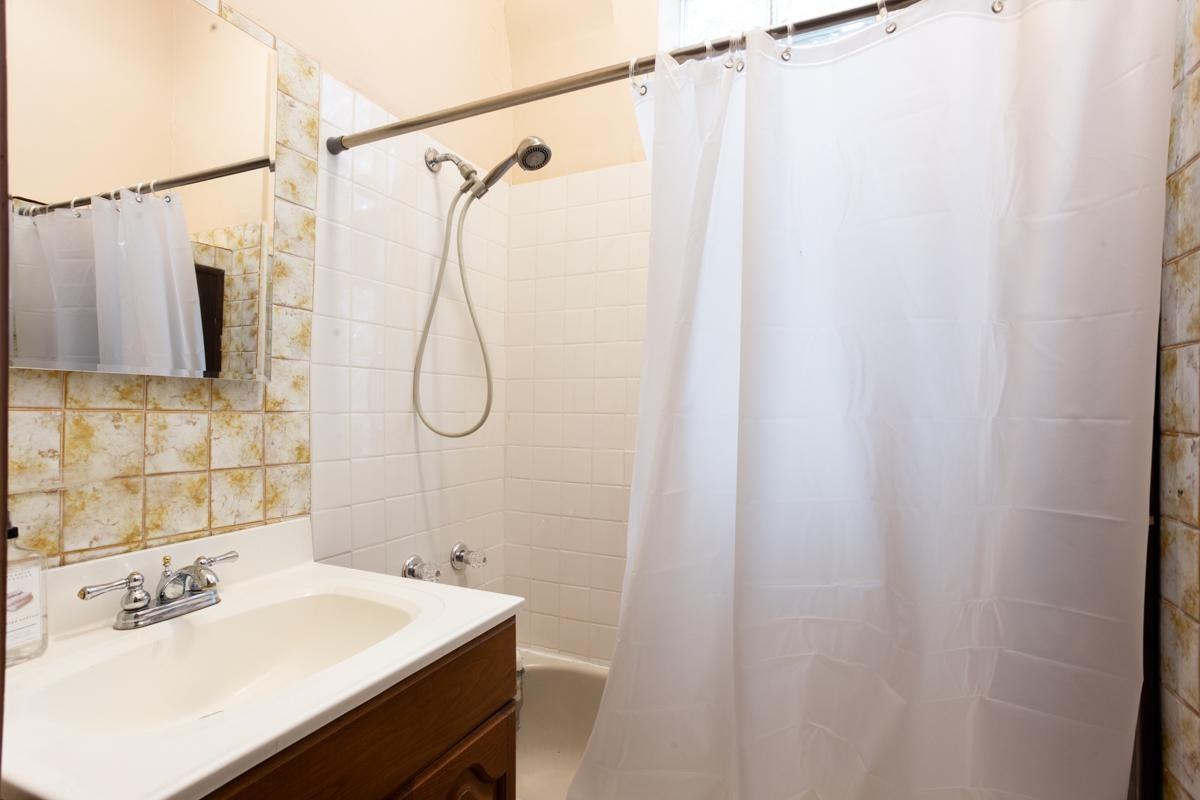 652 W Webster Ave #2 - Photo 2 of 11