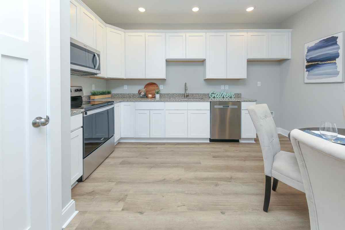 123 Moyock Landing Dr Unit D - Photo 4 of 25