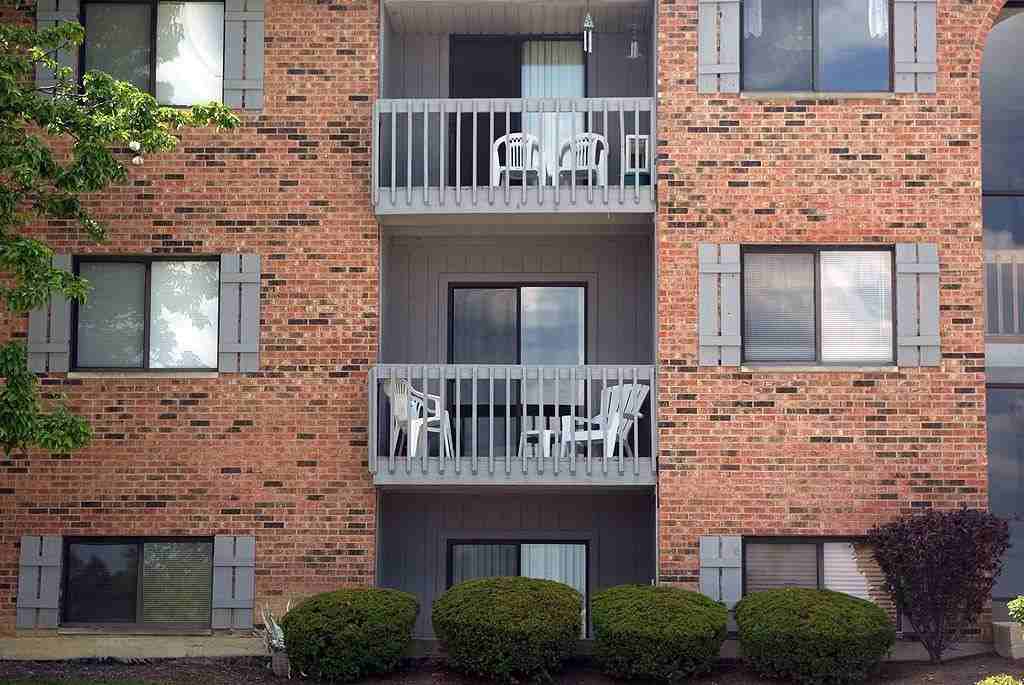 9505 Woodland Hills Dr #9505 - Photo 3 of 11