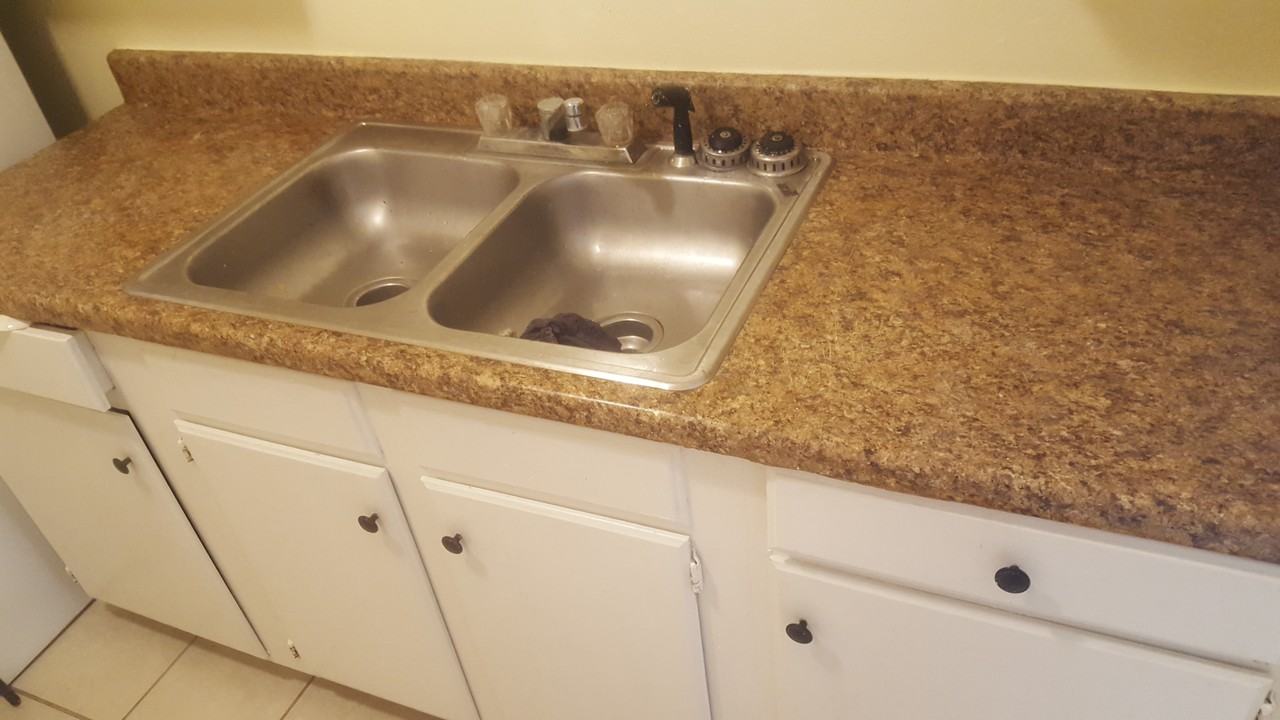 647 Morningview Dr - Photo 6 of 16