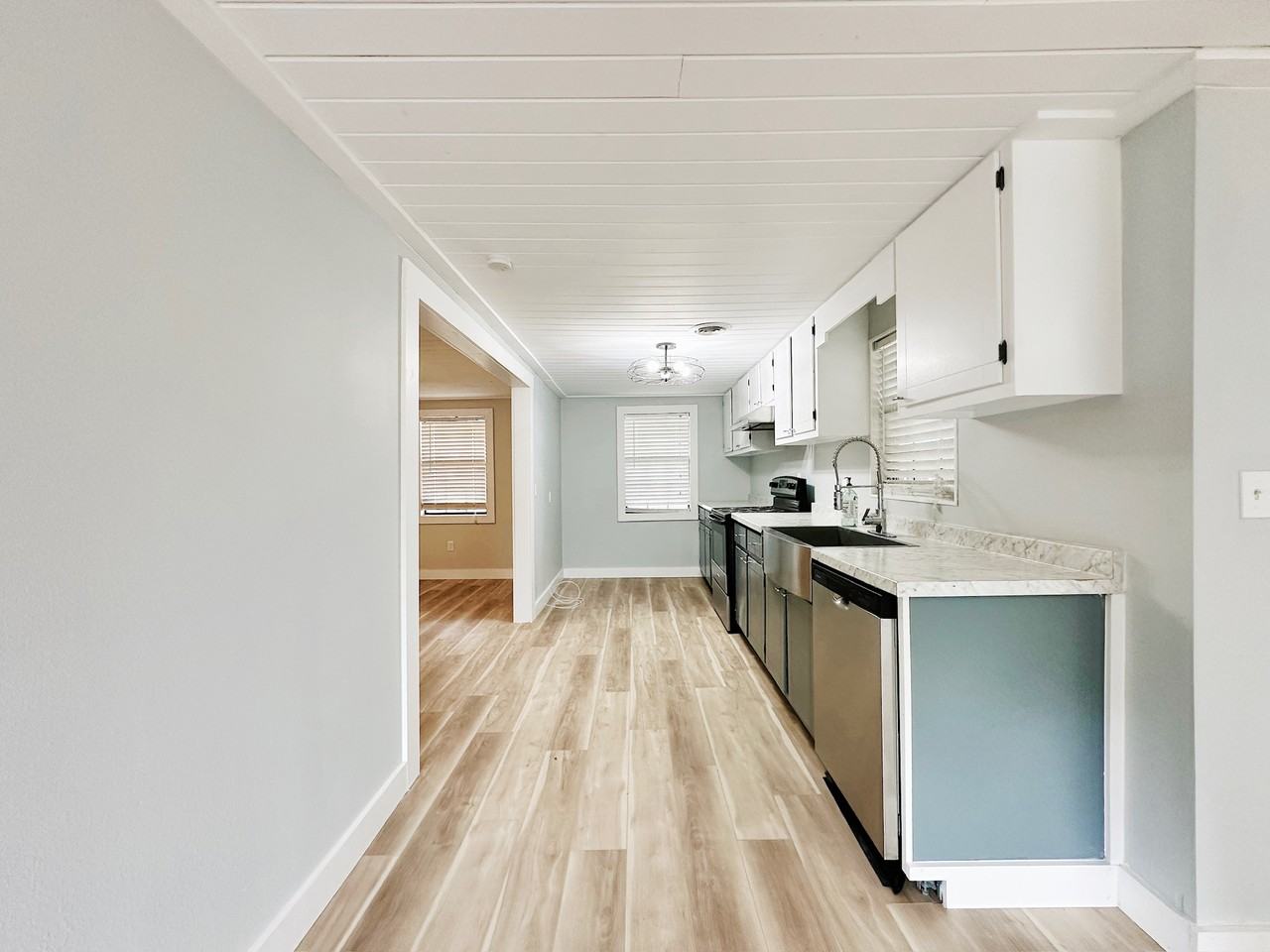 608 Gandy Ave #NA - Photo 5 of 16