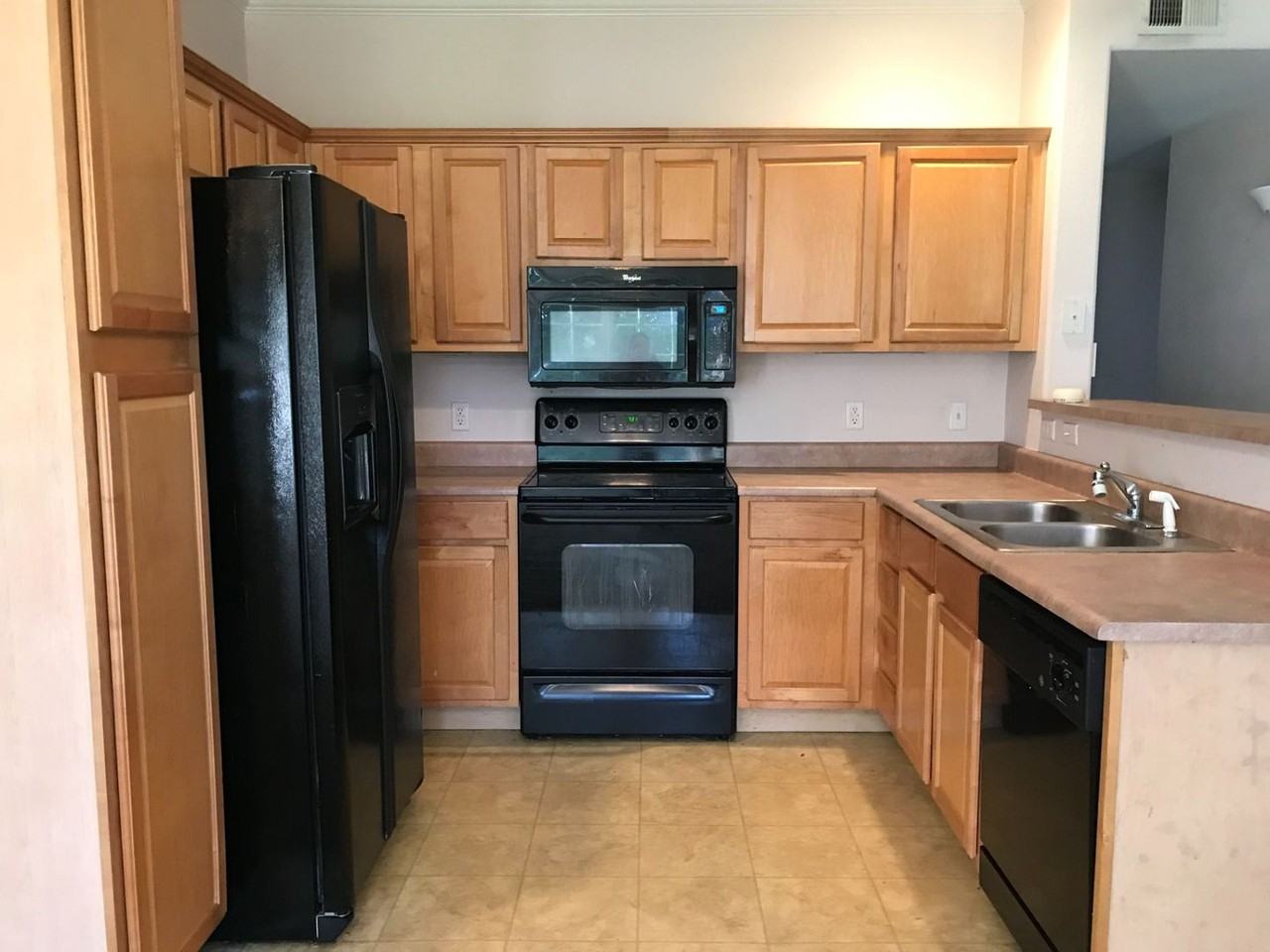 1435 S Galena Way #102 - Photo 4 of 7