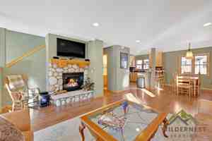 featured image of 729B Meadow Dr