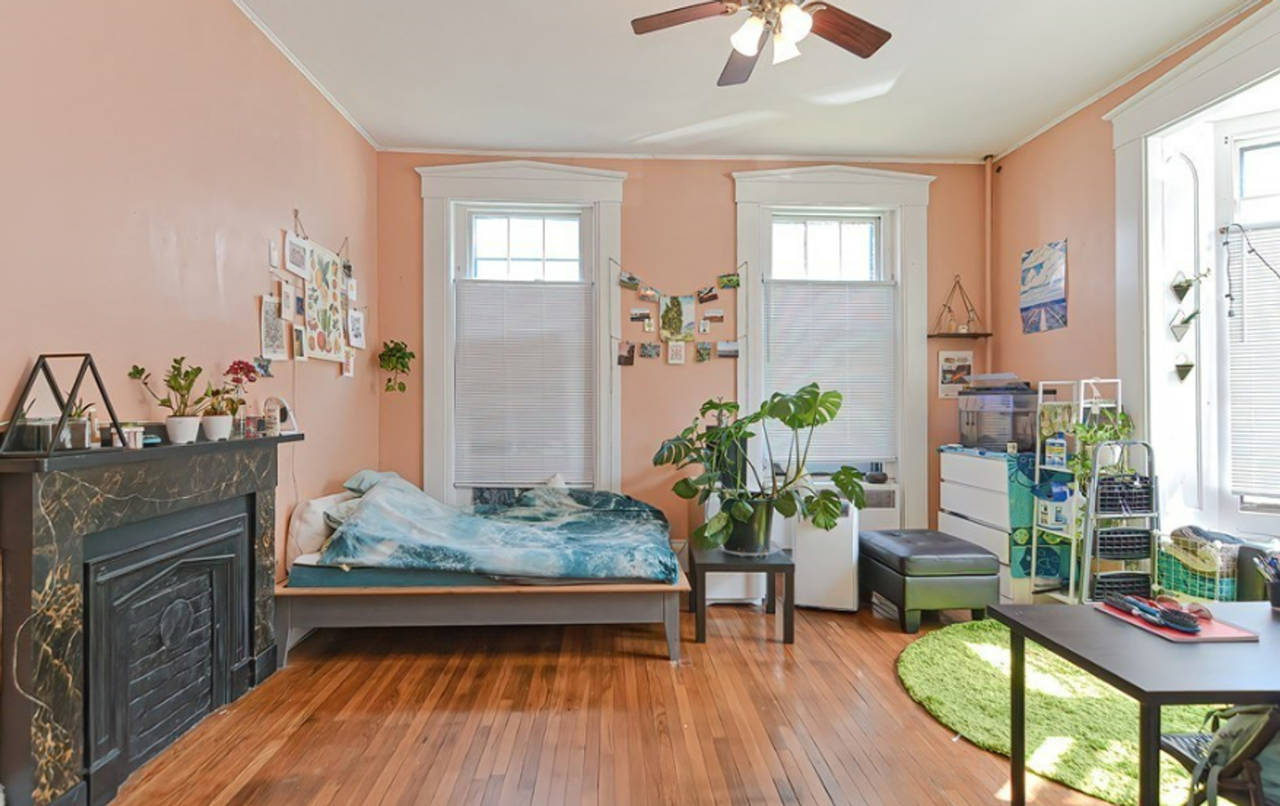 139 Hillside Street - Photo 3 of 6