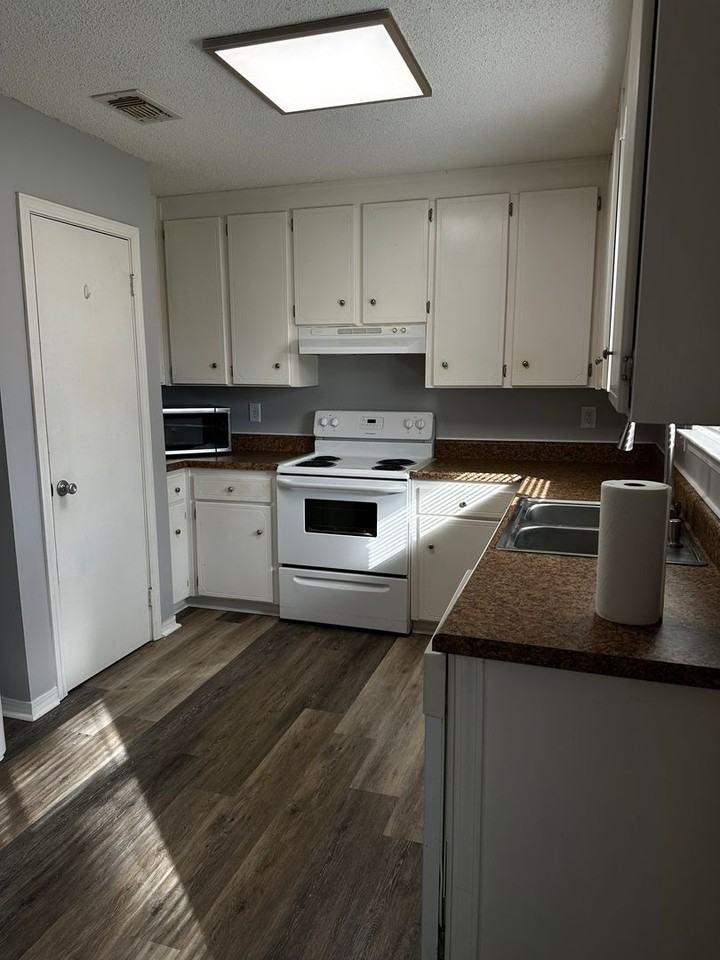 309 Forest Hills Dr - Photo 6 of 22